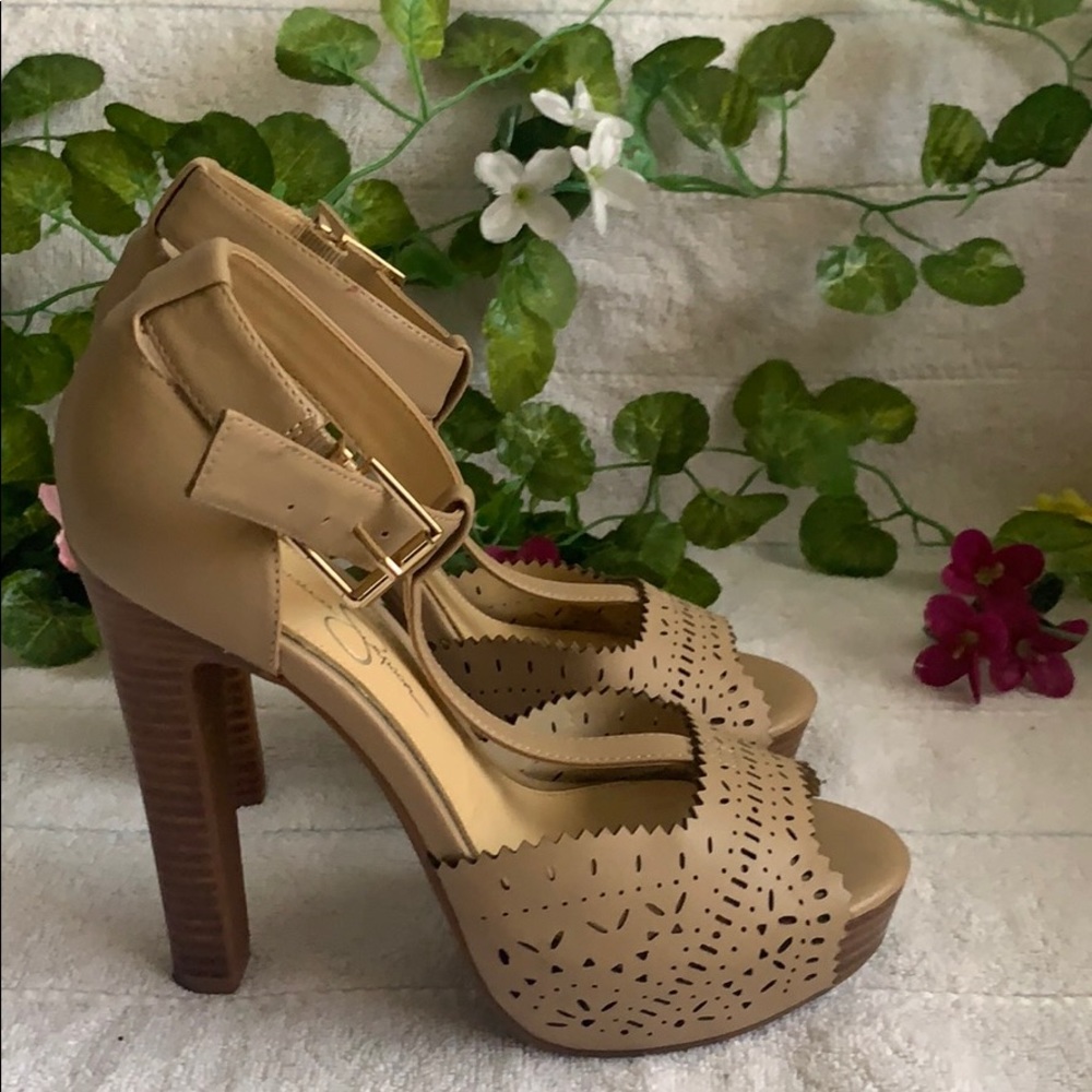 Women heels